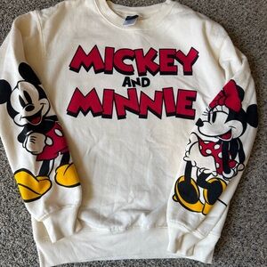 Disney Mickey & Minnie cream crewneck sweatshirt XS. New w/o tags